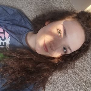 Meet your Posher, Michaela